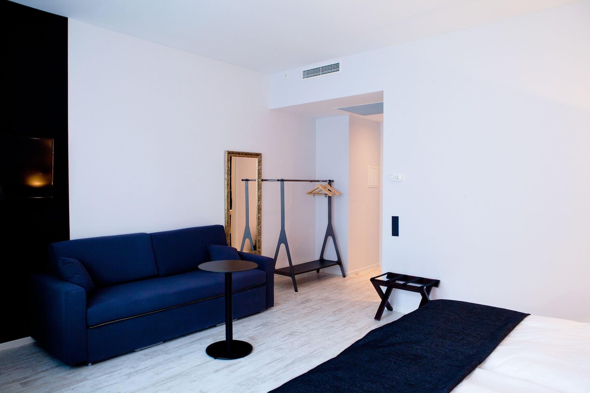 Catalonia Mitte Hotel 4*