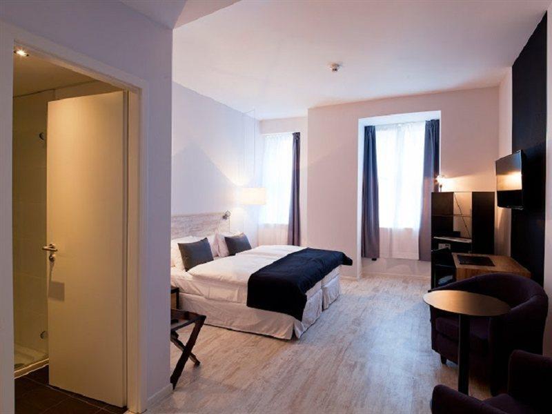Hotel Catalonia Mitte Berlino